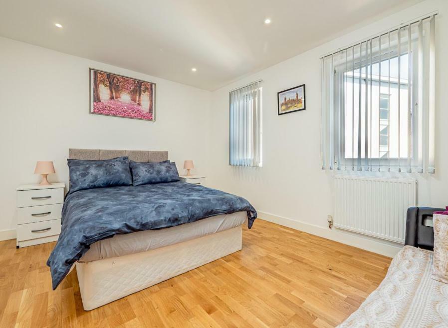 Easystay Slough Central Free Parking Exterior foto
