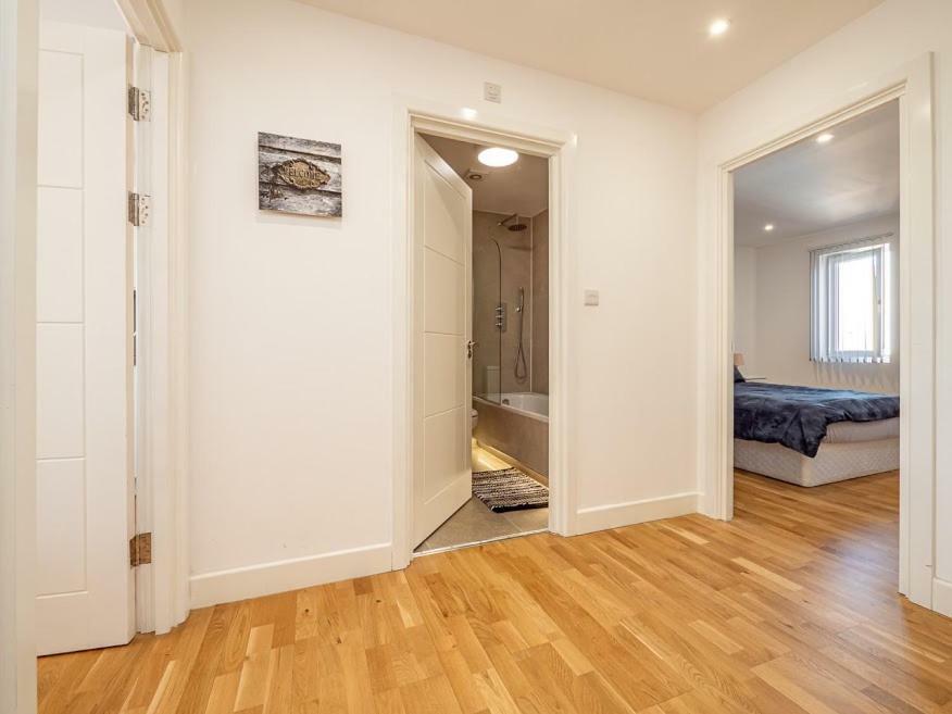 Easystay Slough Central Free Parking Exterior foto